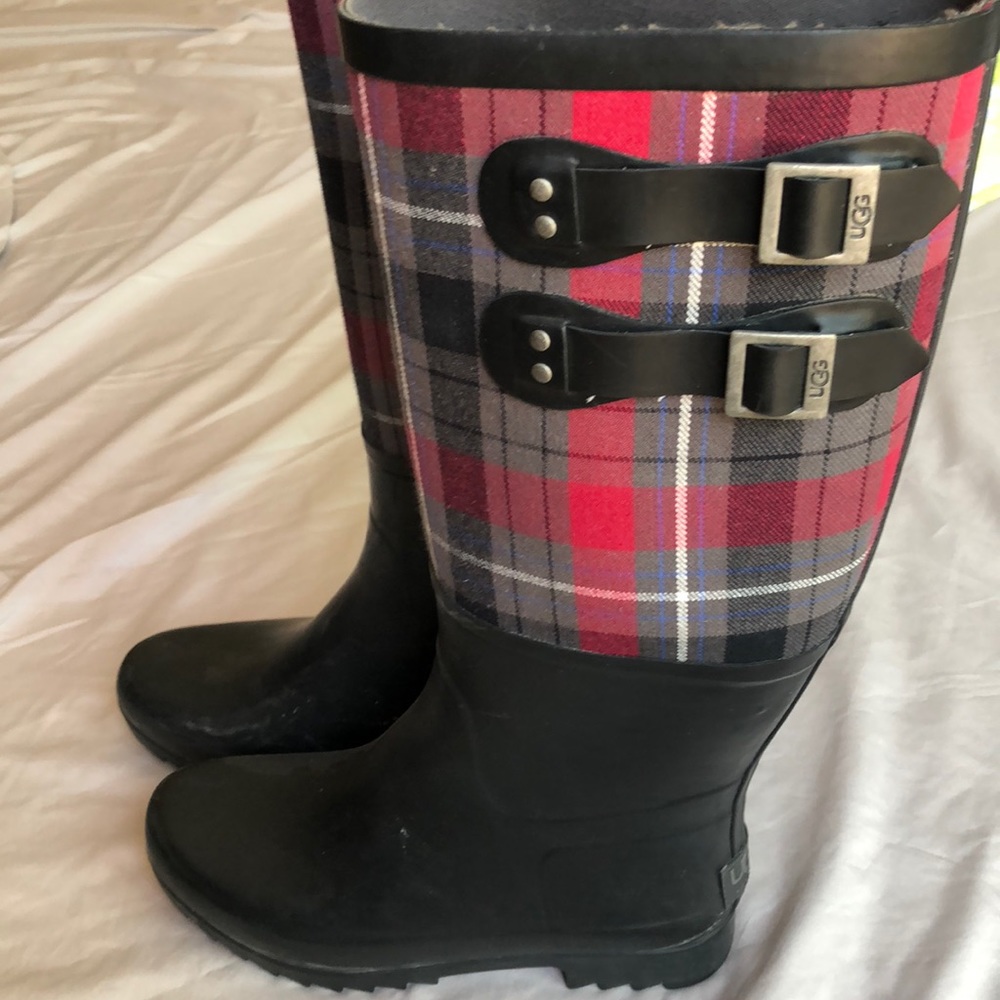 Ugg rain boots